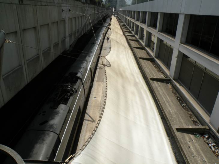  TGV à quai à la gare Montparnasse